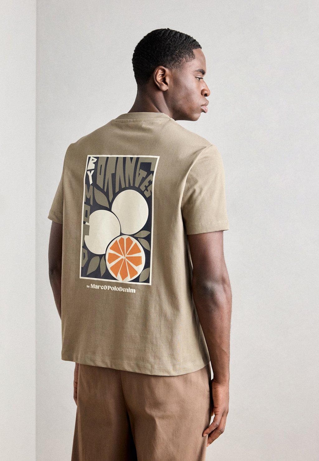 

Футболка с принтом ORANGE FIBRE CAPSULE GRAPHIC Marc O'Polo DENIM, оливковый