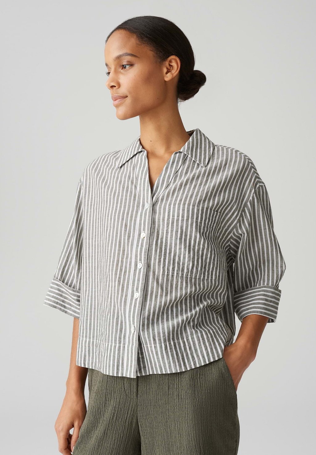 

Блузка на пуговицах LOOSE FIT STRIPES CHAMBRAY OPUS, оливковый