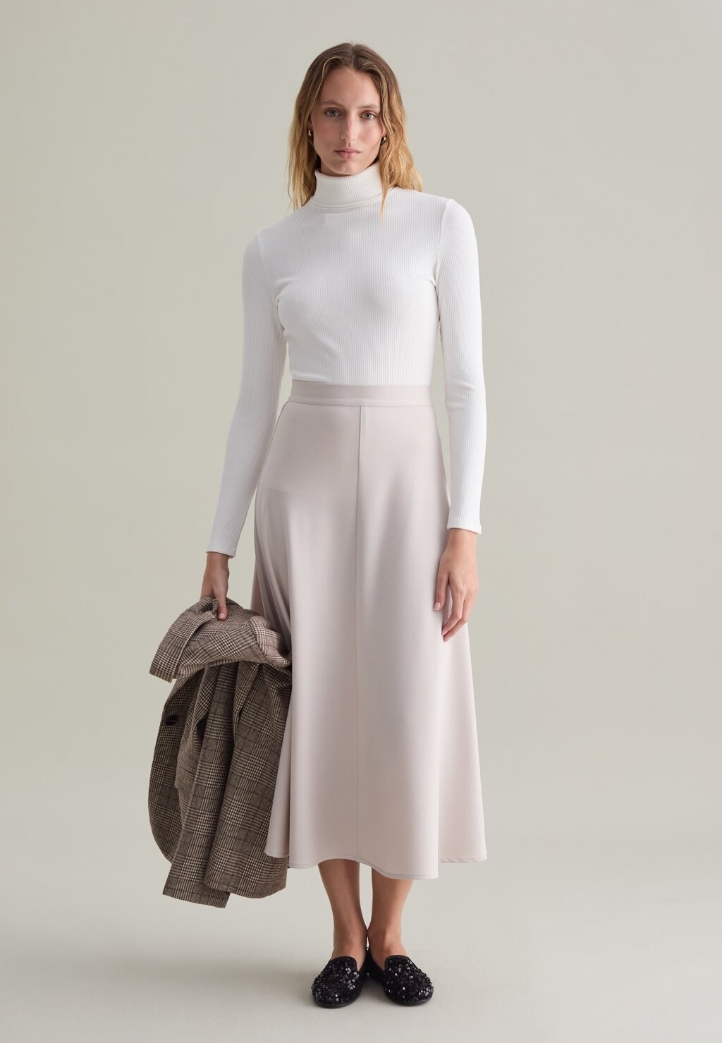

Топ с длинными рукавами CONTEMPORARY FLAT-TURTLENECK PIOMBO, белый