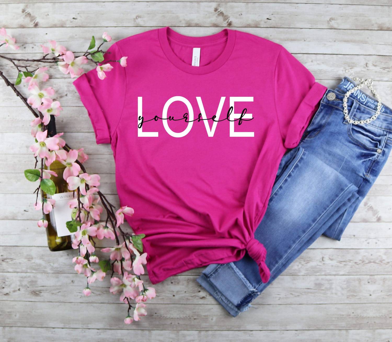 

Футболка Love Yourself розового цвета She Shed