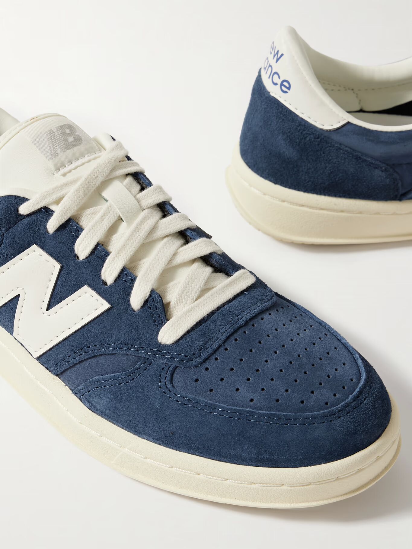 

Кроссовки CT500 из замши и нубука с кожаной отделкой NEW BALANCE, темно-синий