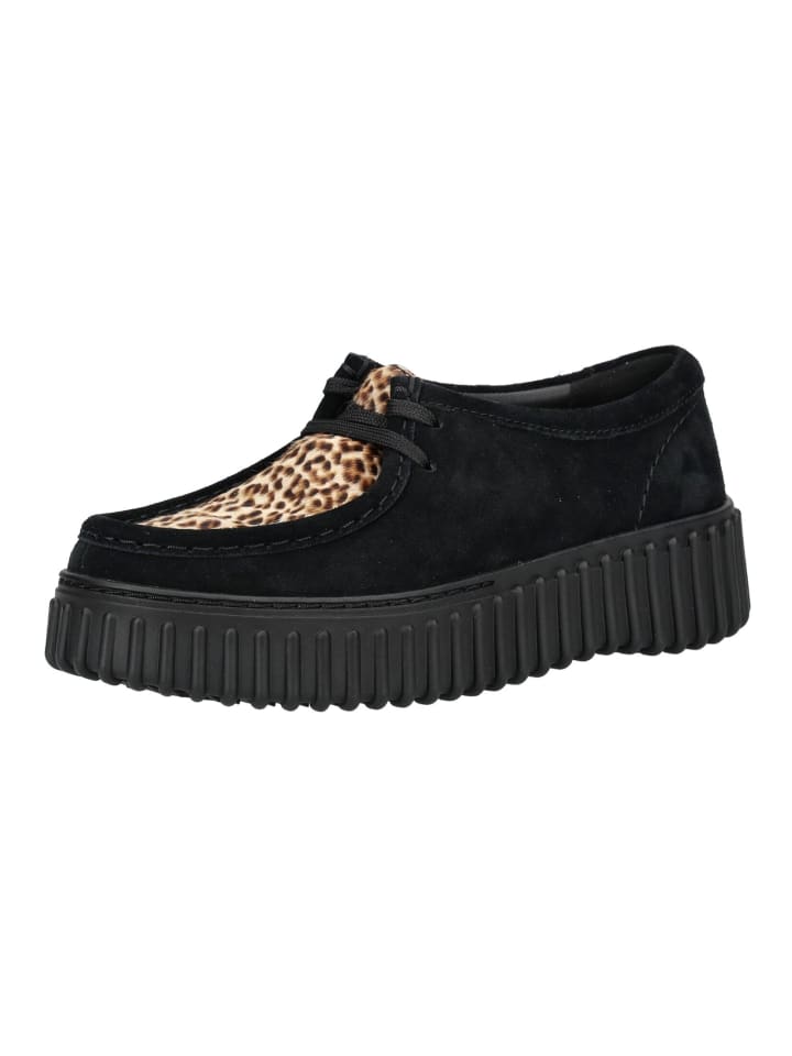Элегантные туфли на шнуровке Clarks