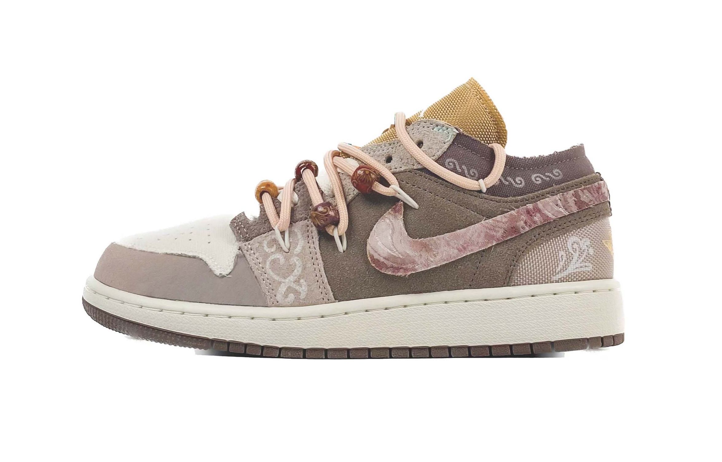 

Кроссовки Air Jordan 1 Vintage Basketball Shoes Women's Low-top Brown, коричневый