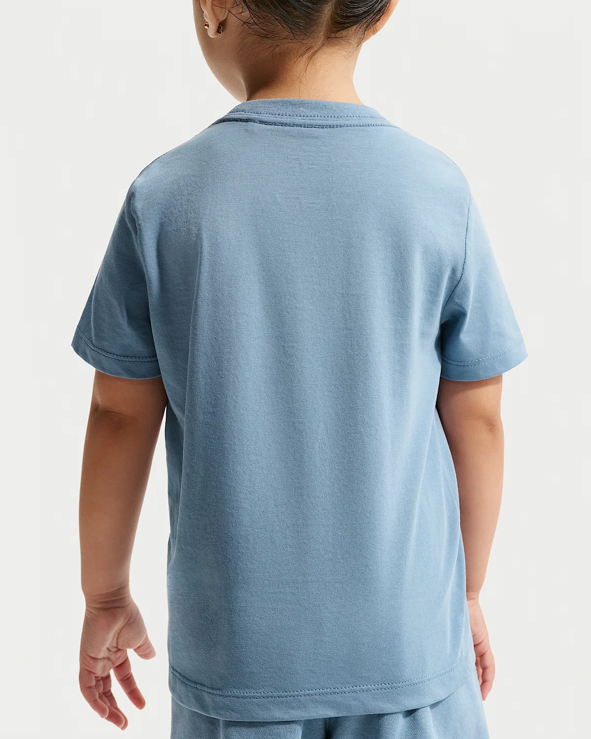Детский комплект из трикотажных шорт Nike Toddler Club, Work Blue — фото 3