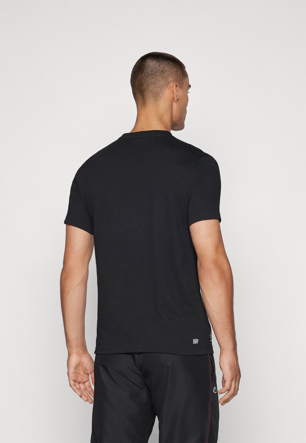 

Спортивная футболка Lacoste Sport, черный