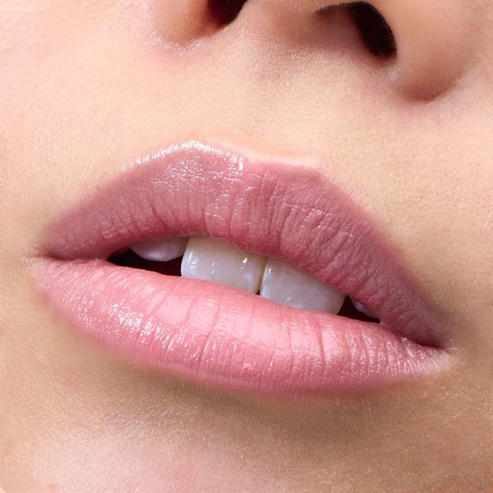 Губная помада alverde NATURKOSMETIK Lippenstift Color & Care 03 Rosy Nude, 4,6 g — фото 3