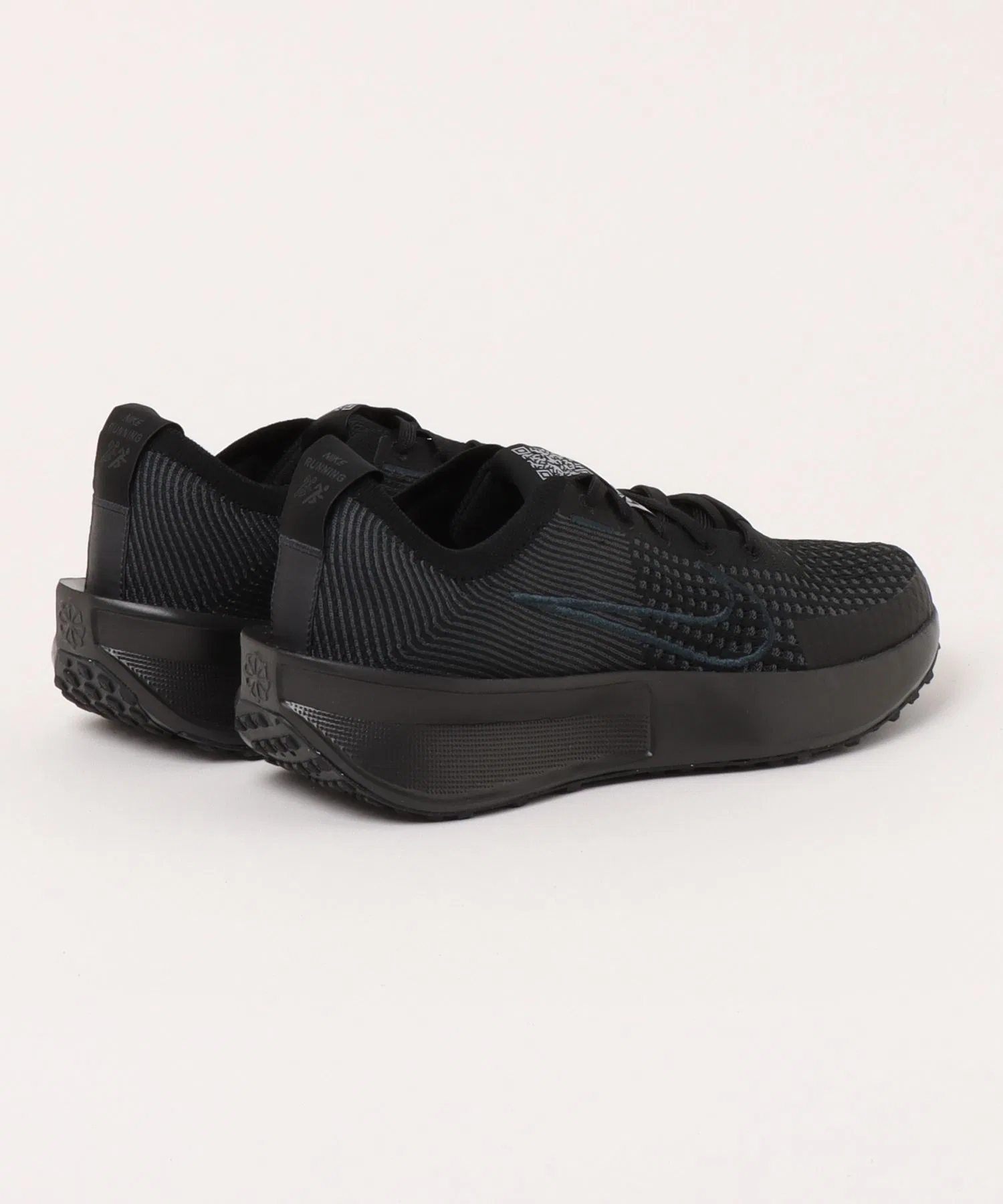 Мужские кроссовки NIKE Interact Run чёрные — фото 2