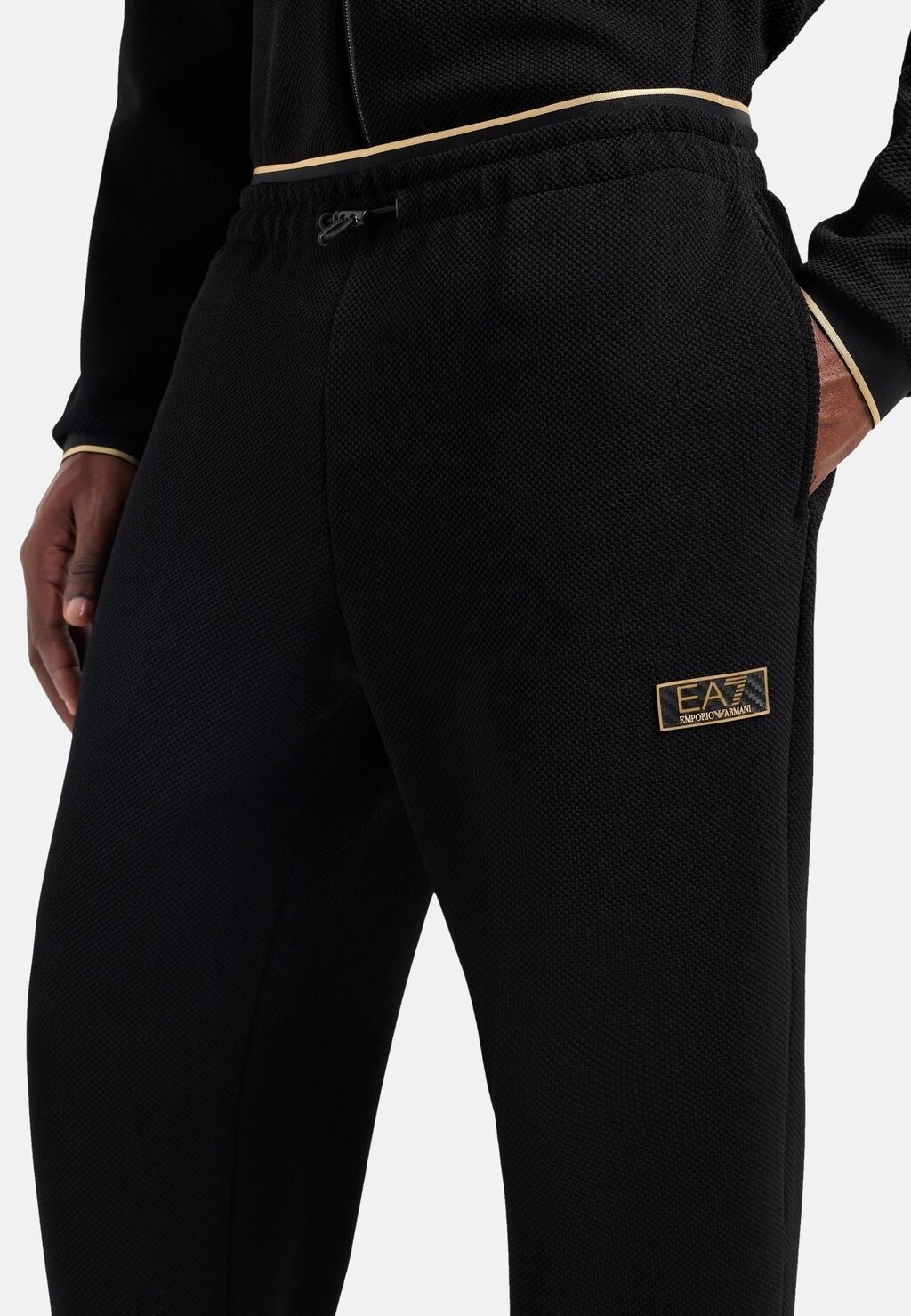 

Спортивные брюки EA7 Emporio Armani, черный