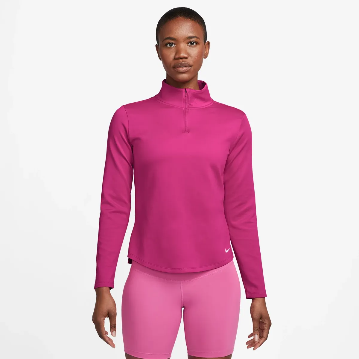 

Тренировочная рубашка Nike "THERMA-FIT ONE WOMEN'S LONG-SLEEVE 1/-ZIP TOP", белый