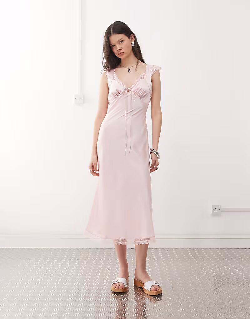 

Восстановленное винтажное чайное платье миди с кружевными вставками нежно-розового цвета Reclaimed Vintage