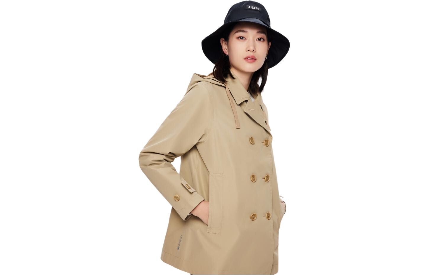 

Тренчкоты женские абрикосовые Aigle, цвет Apricot