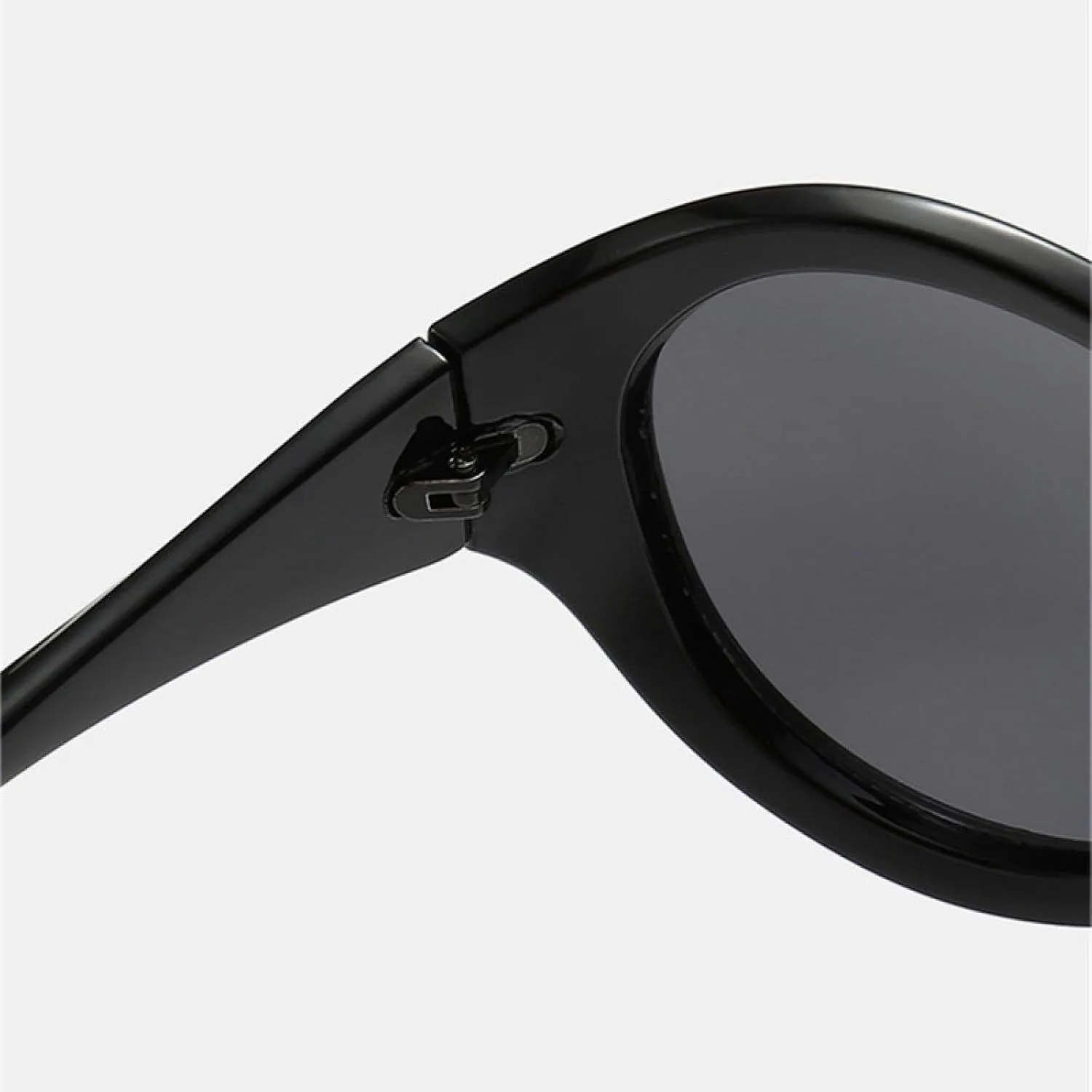 

Большие овальные солнцезащитные очки для женщин, модные панк-очки для мужчин, спортивные очки для активного отдыха, солнцезащитные очки UV400 TVTBBVV, Champagne