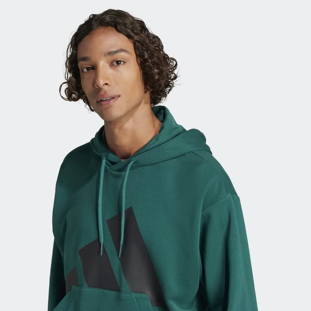 Men's Essentials Толстовка с капюшоном с большим логотипом French Terry Adidas, зеленый — фото 3