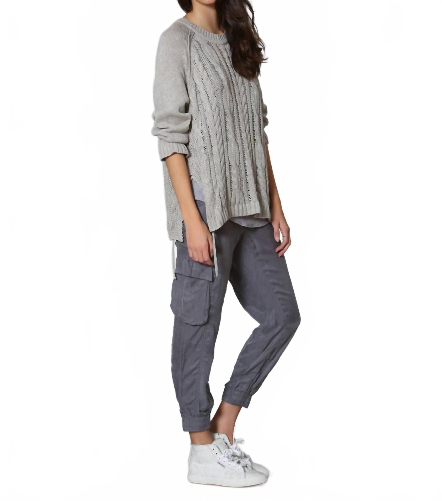 

Женский свитер с кружевной шнуровкой и косой вязкой в цвете Fog LABEL+thread, Fog