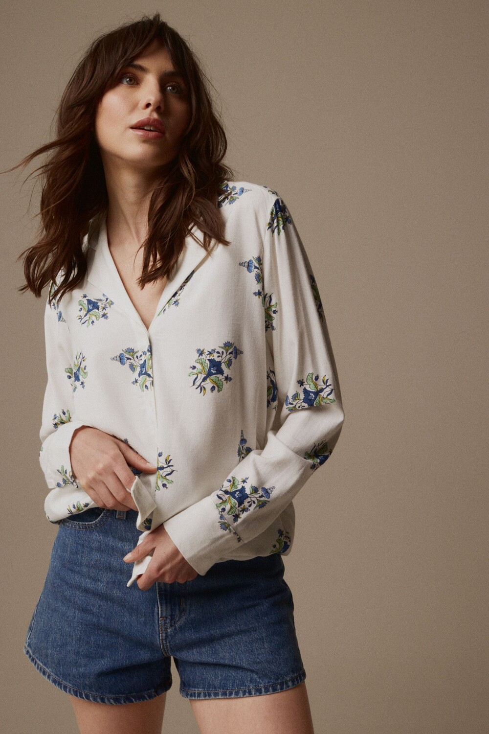 

Блузка Revere с воротником из вискозы Laura Ashley, белый