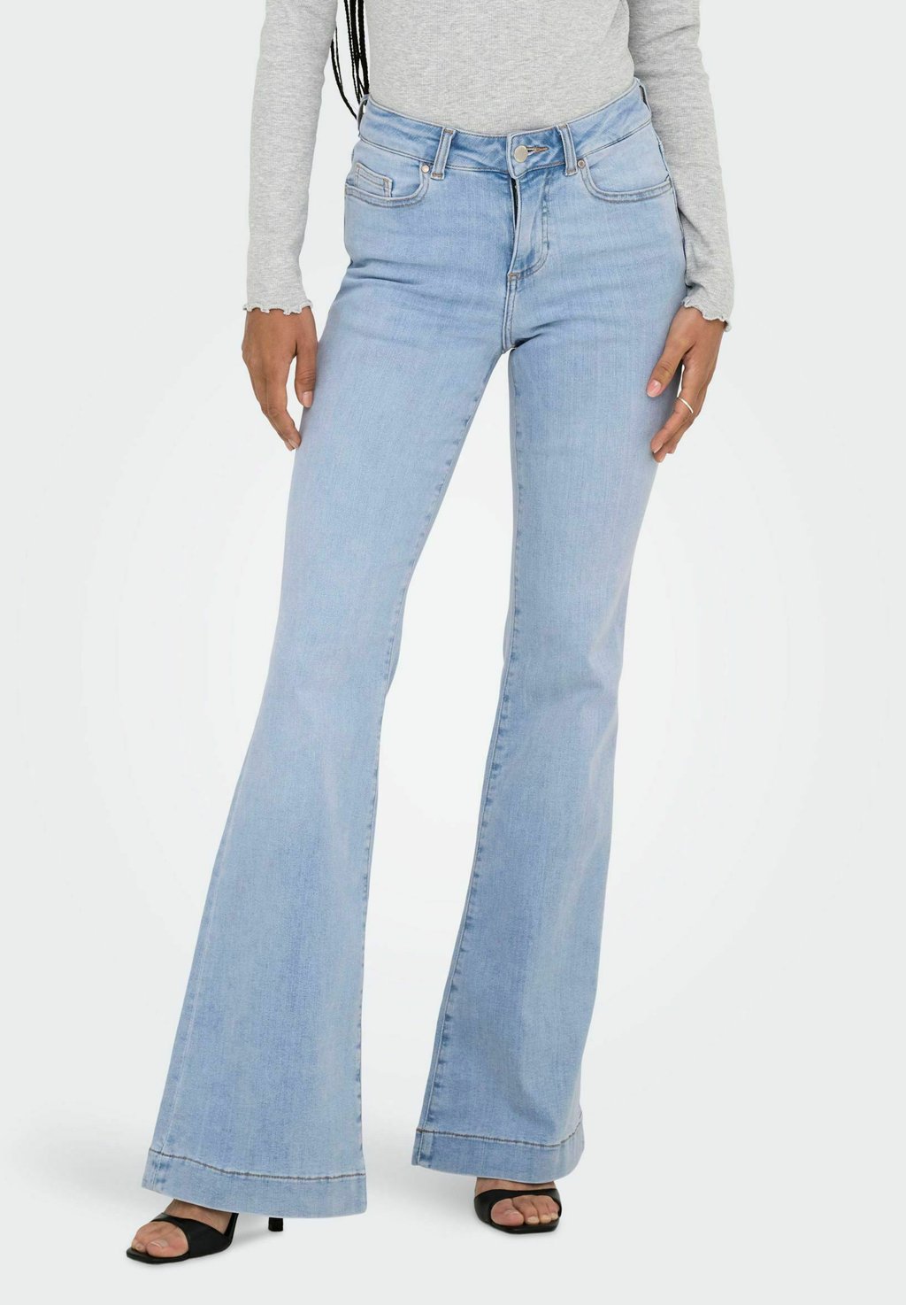 

Джинсы Bootcut ONLBLUSH MITTLERE TAILLE RETRO ONLY, цвет Light Blue Denim