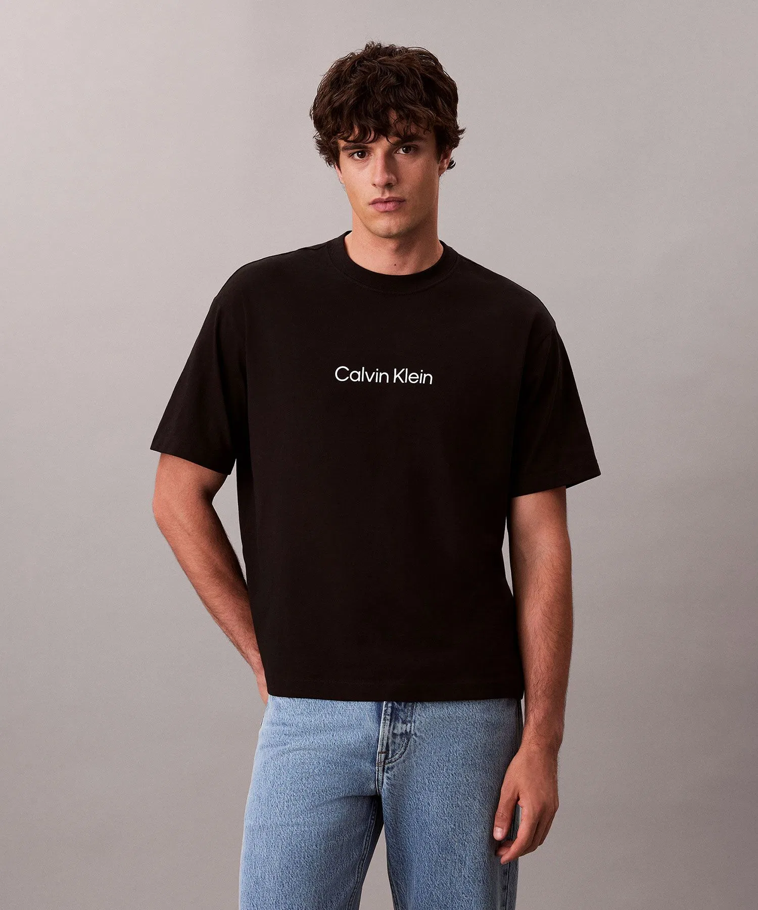 Унисекс футболка Calvin Klein STNDRD с логотипом чёрная