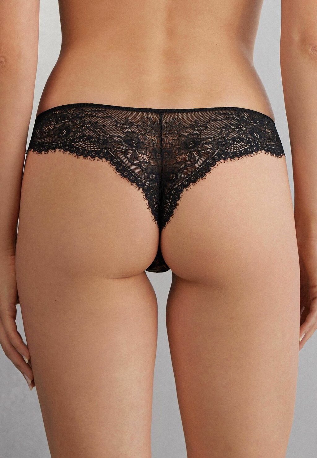 

Стринги Intimissimi, черный