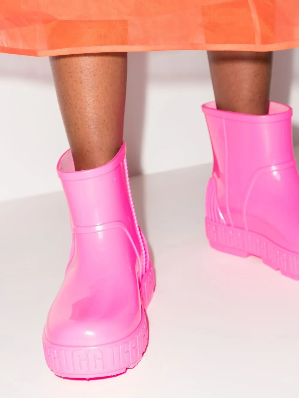 Ботинки резиновые UGG Drizlita, розовый — фото 3