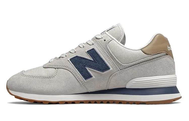 

Кроссовки New Balance NB 574, серый/синий (размер RU 40.5)
