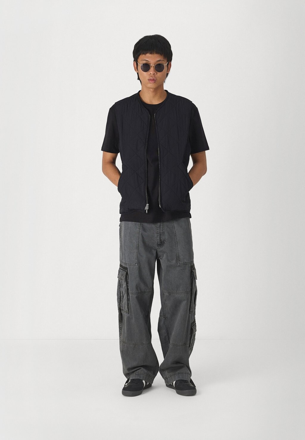 

Брюки карго ULTRA BAGGY UTILITY Abercrombie & Fitch, серый
