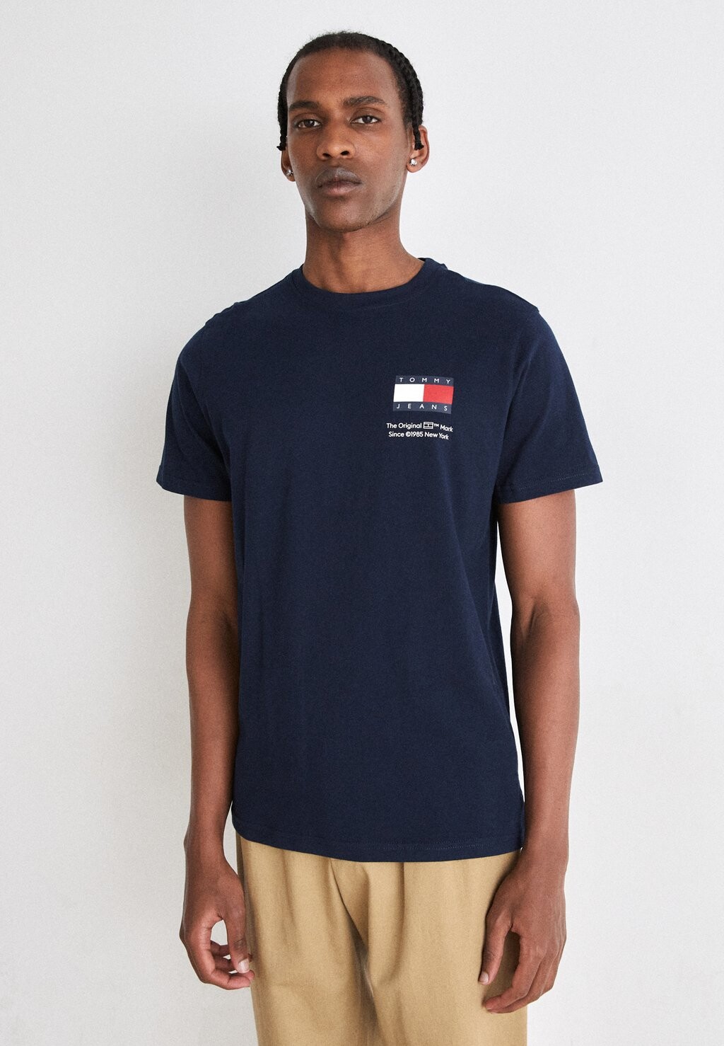

Футболка с принтом SLIM ESSENTIAL FLAG TEE Tommy Jeans, тёмно-синий