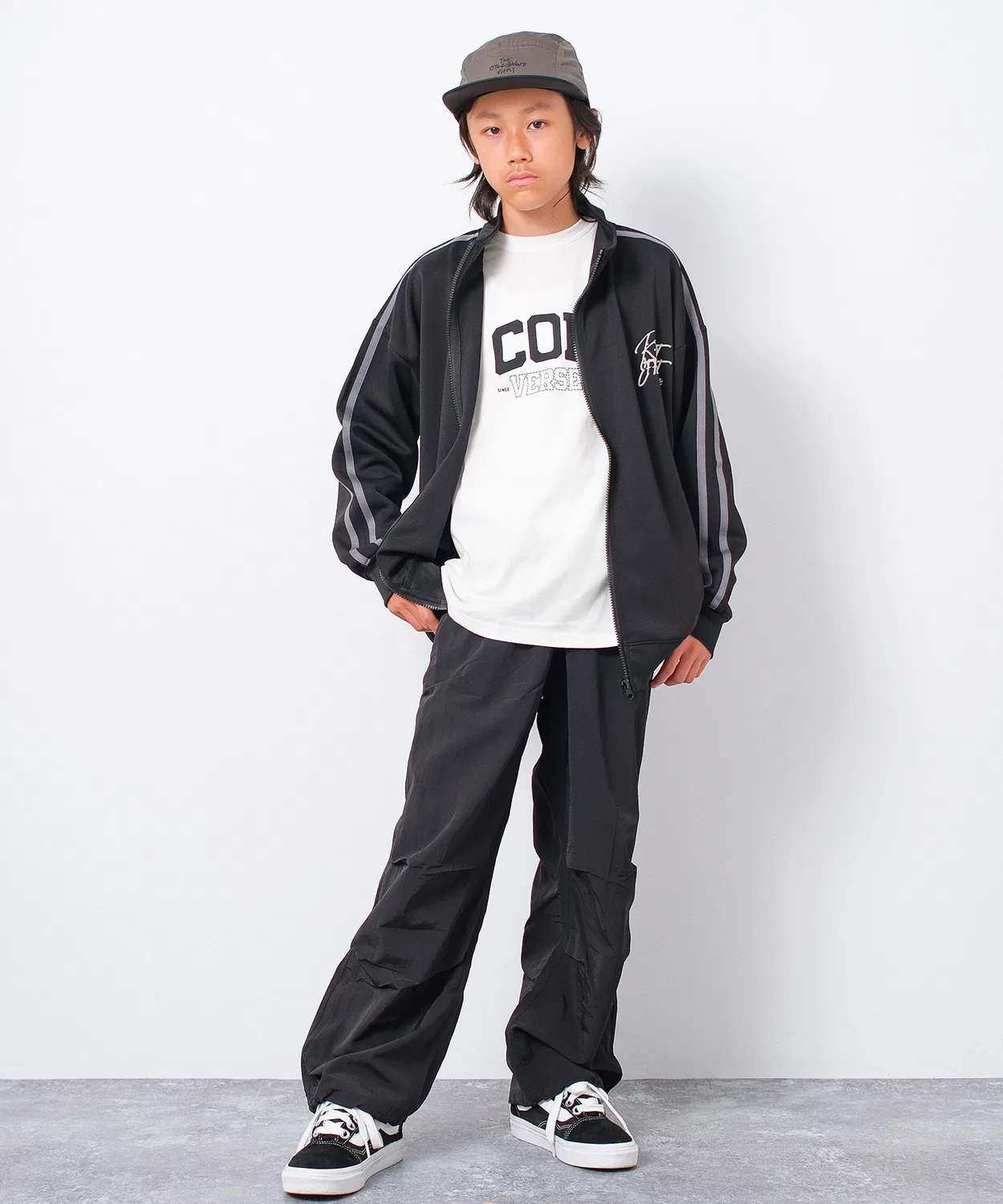 Толстовка спортивная Jerseys Line бренд Track Jacket, полиэстер, черно-белая — фото 3