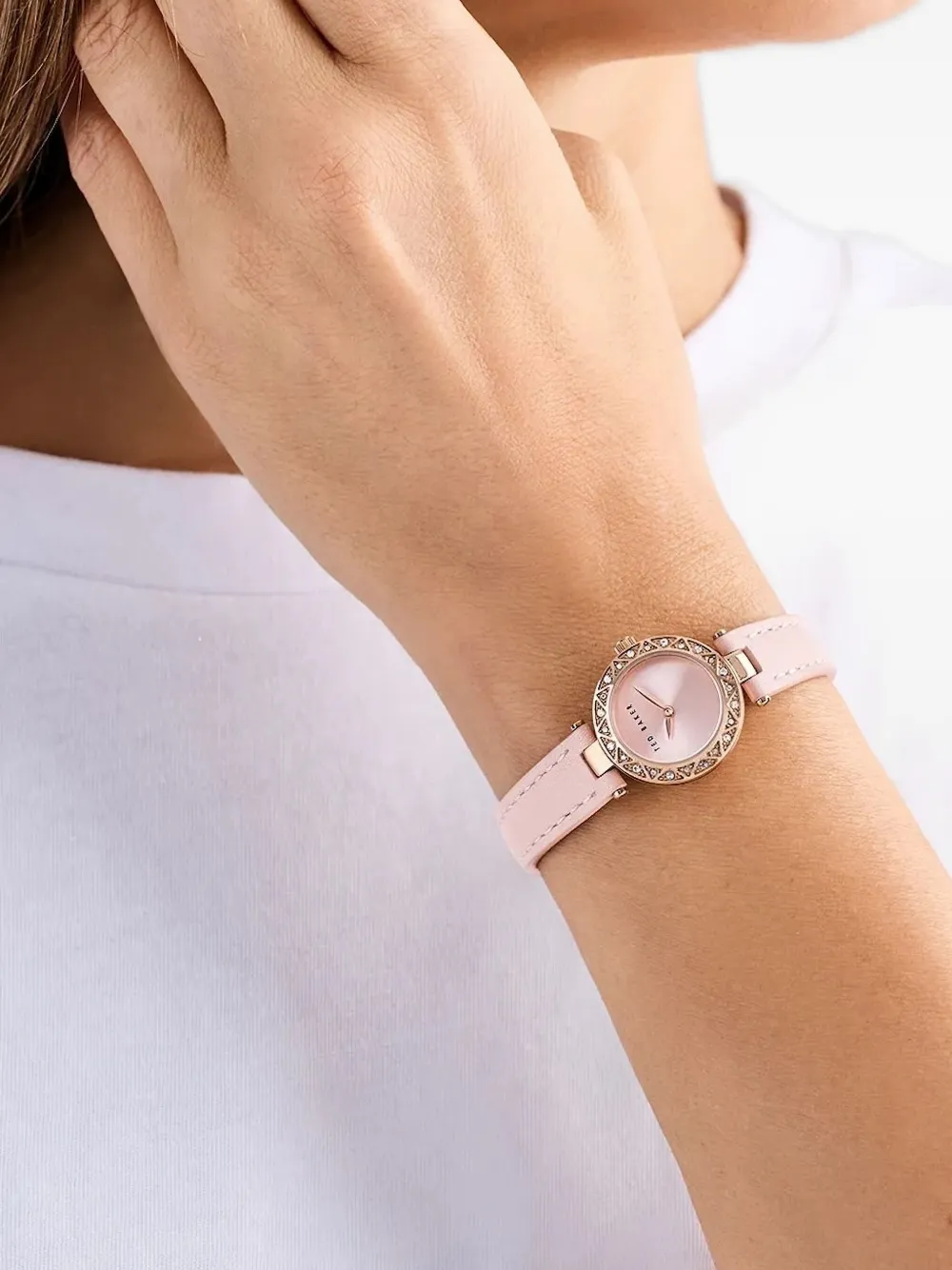 

Часы Jolyye 24mm Ted Baker, розовый