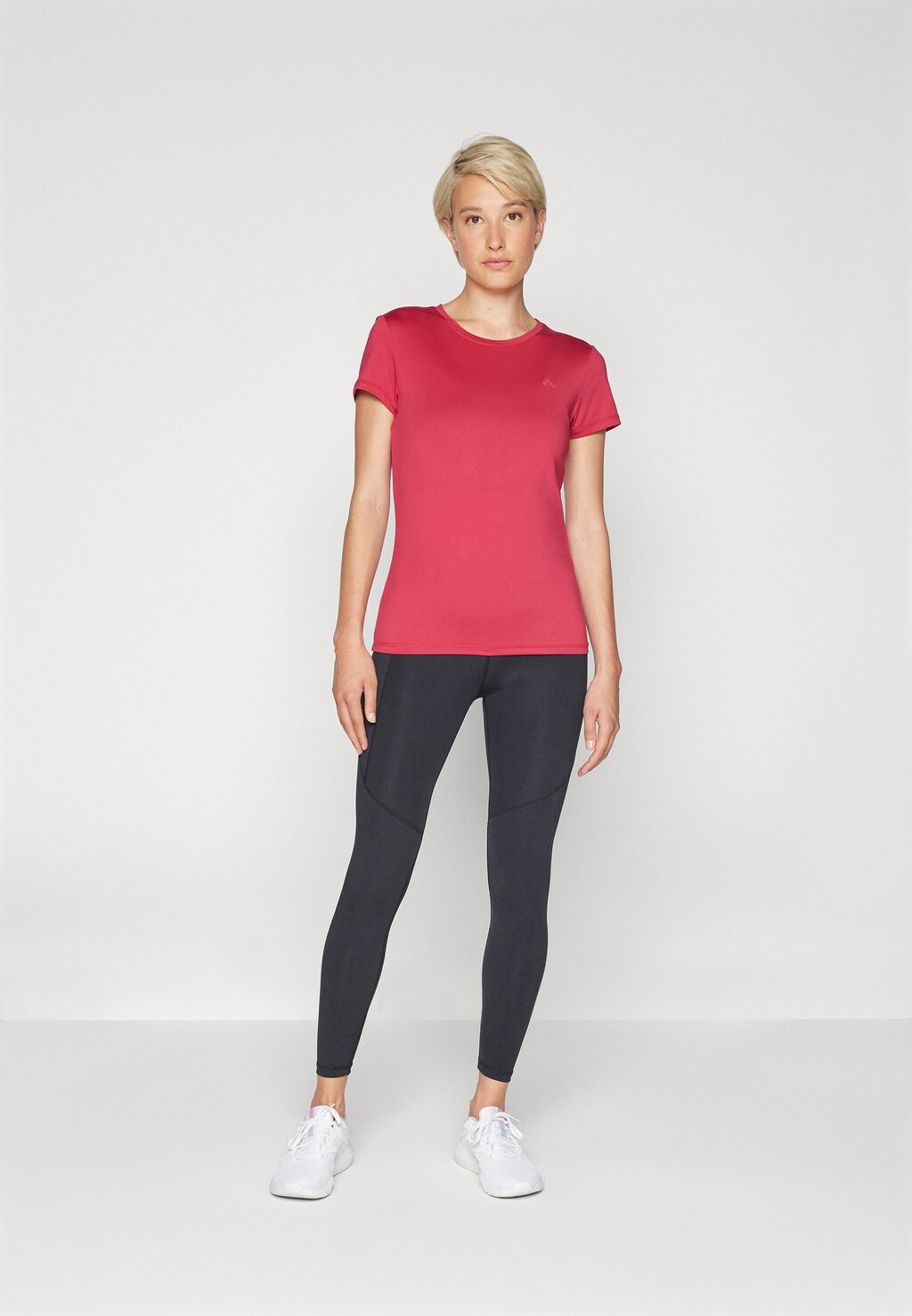 

Спортивная футболка ONPCARMEN ON REG TEE NOOS ONLY Play, красный