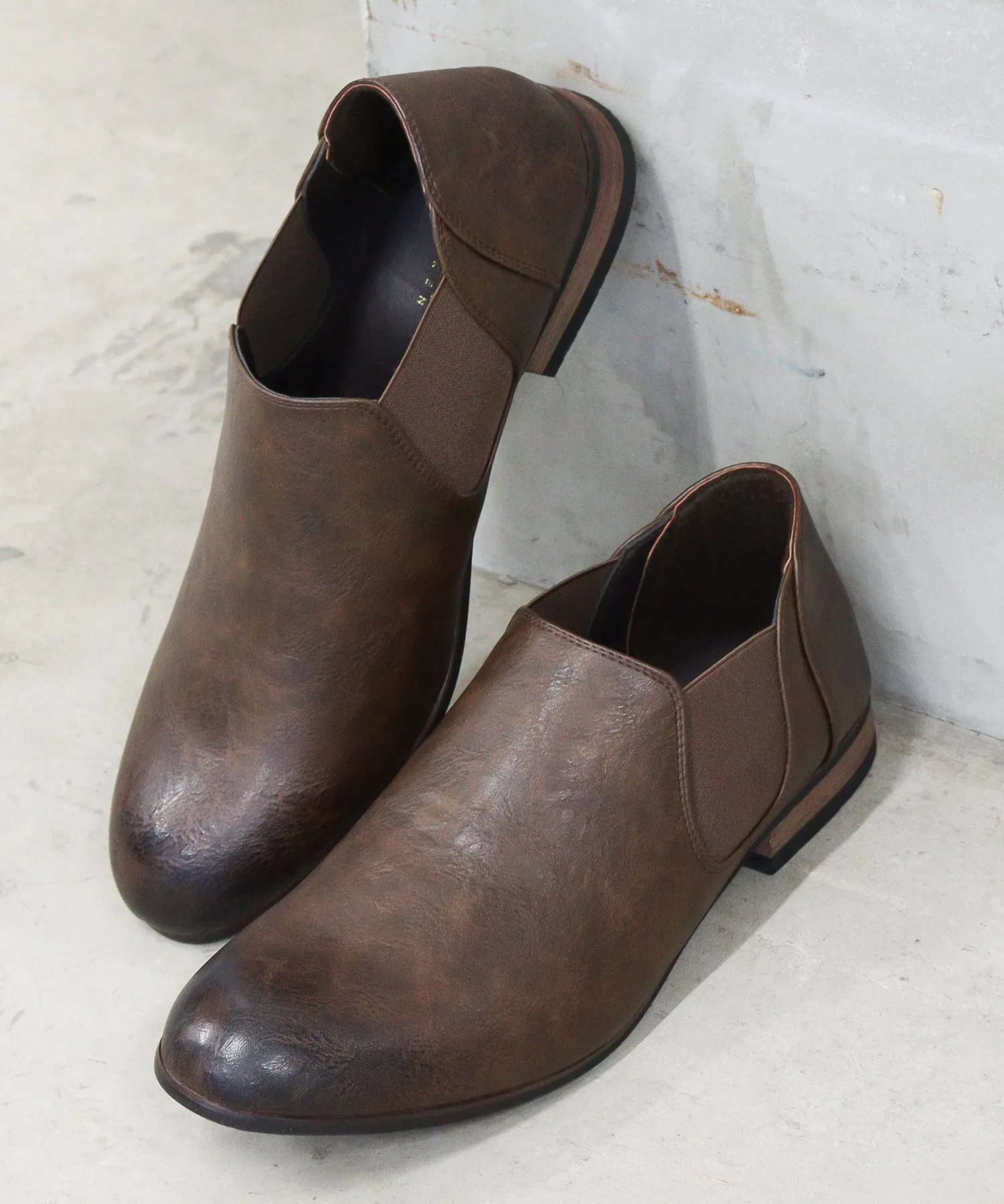 Офисные повседневные короткие ботинки с боковой вставкой 5234 Dedes, Dark brown