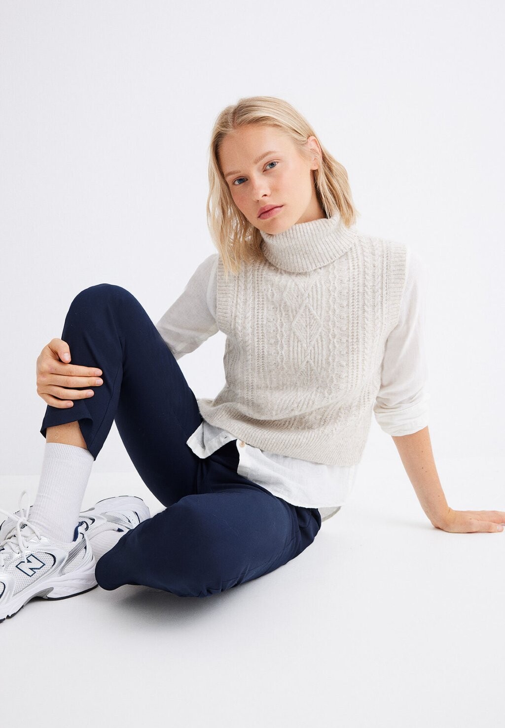 

Джемпер Springfield, песочный