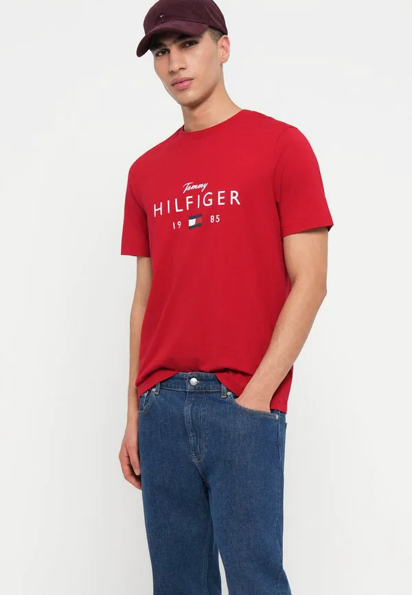 Футболка с графическим логотипом, круглый вырез, принт. Tommy Hilfiger, Medium Red — фото 4