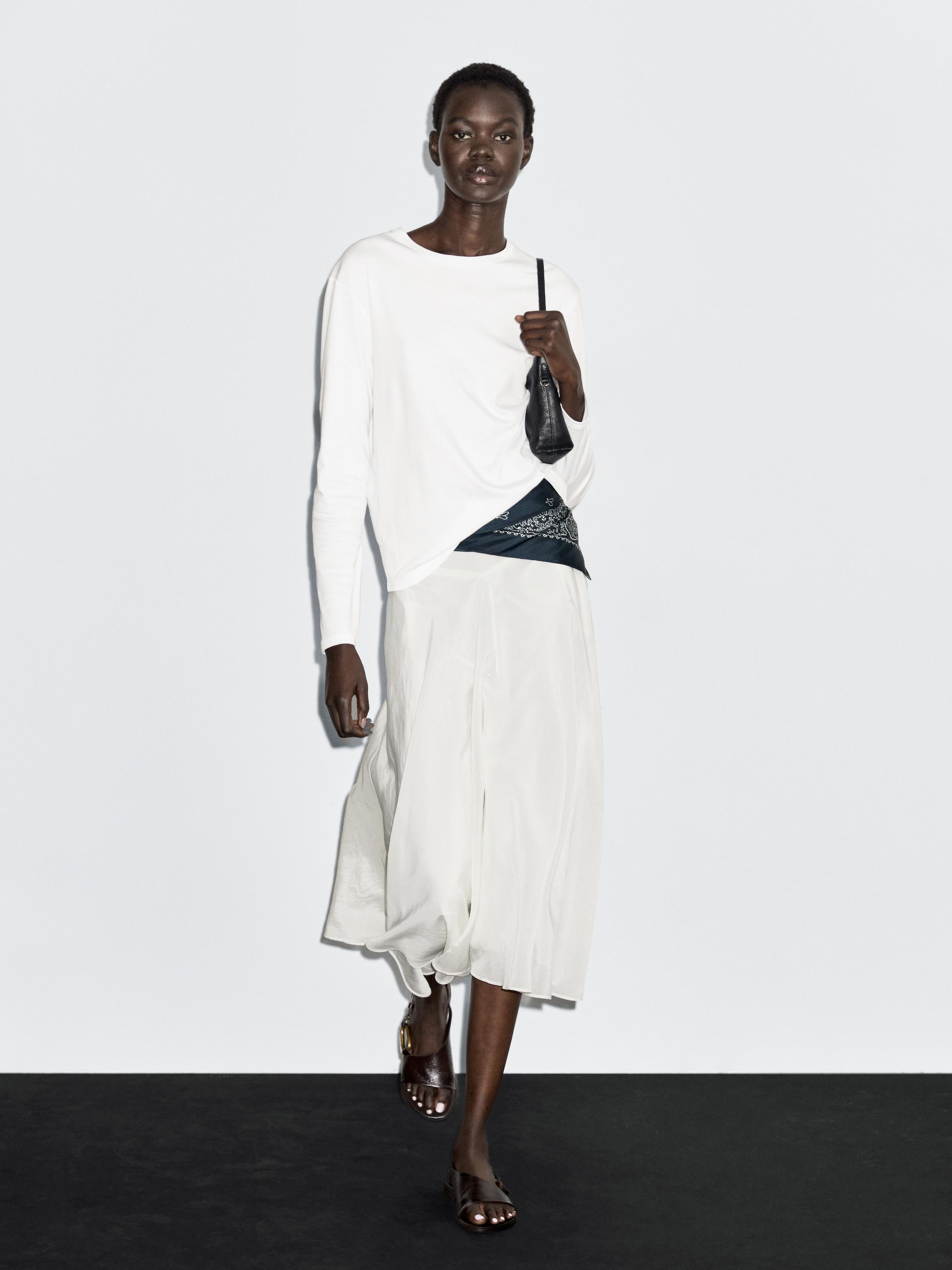 

Футболка с длинным рукавом и декоративными швами Massimo Dutti, белый