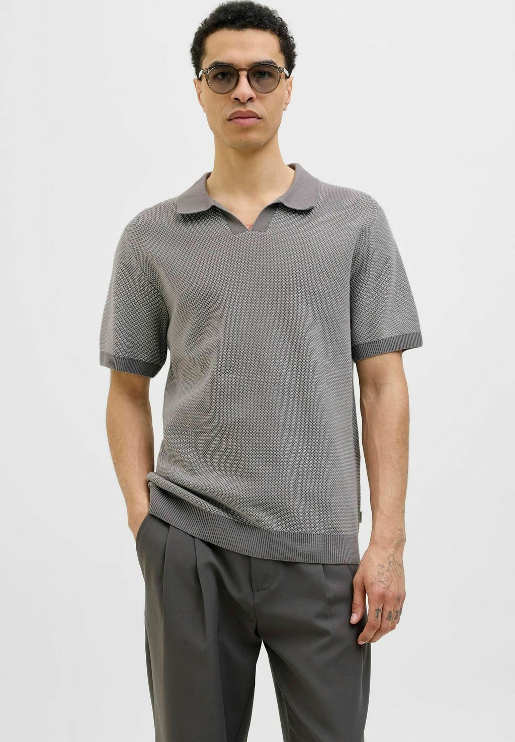 

Рубашка поло JPRCCEASTON SPLIT NECK Jack & Jones PREMIUM, серый