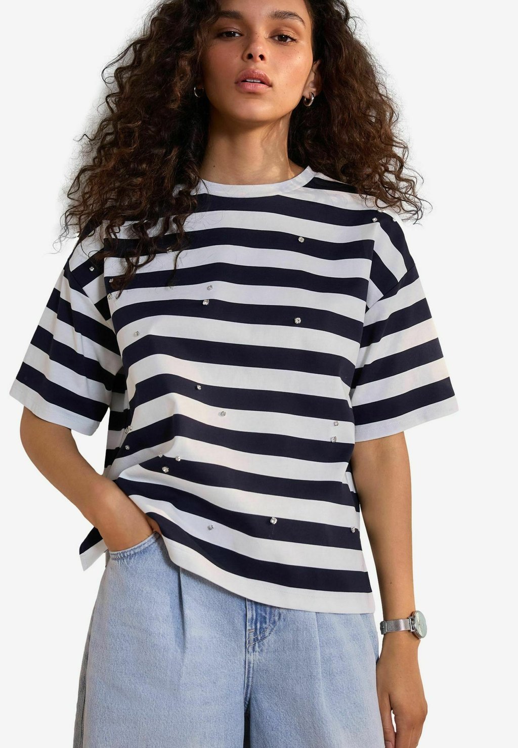 

Футболка с принтом REGULAR FIT SHORT SLEEVE EMBELLISHED Next, синий