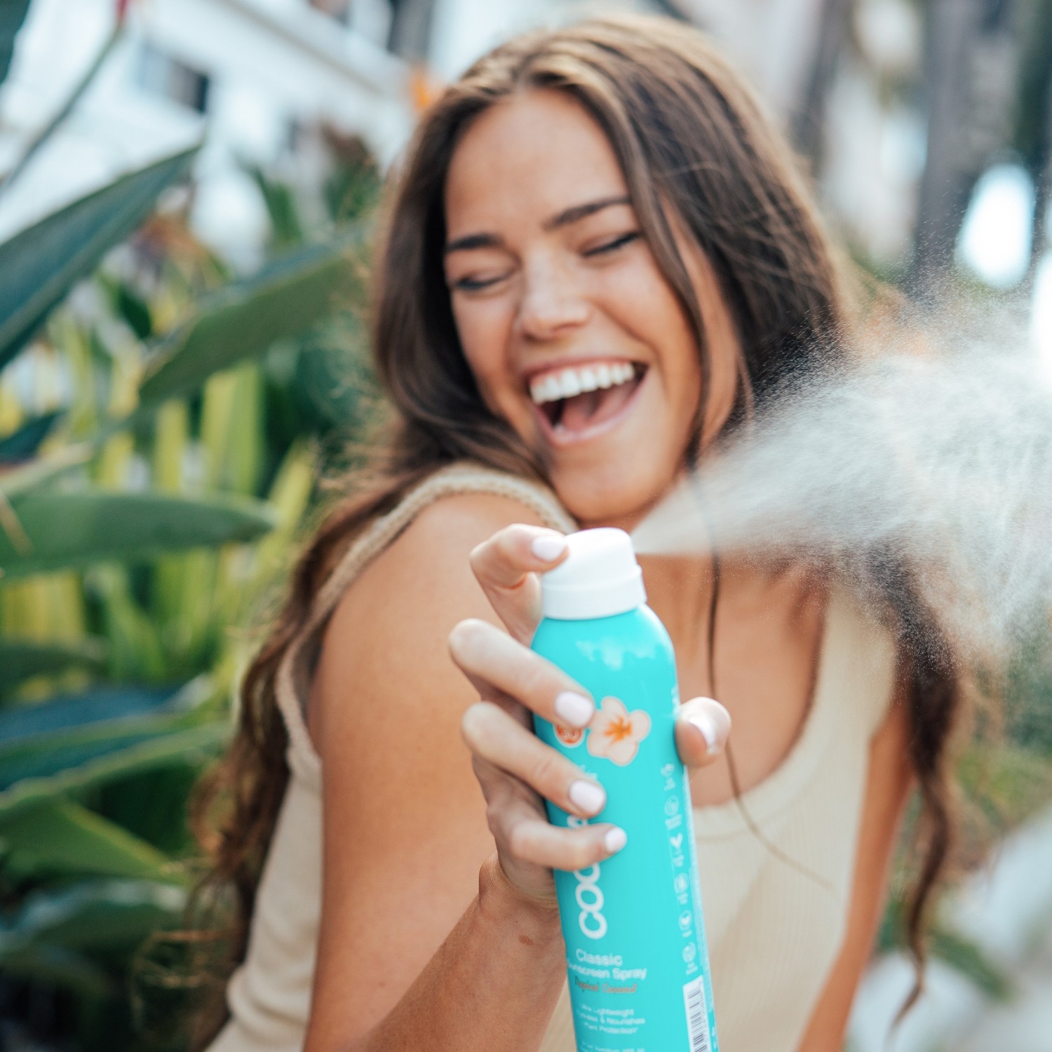 Солнцезащитный спрей classic classic spf 30 body spray tropical coconut Coola, объем 177 мл — фото 3
