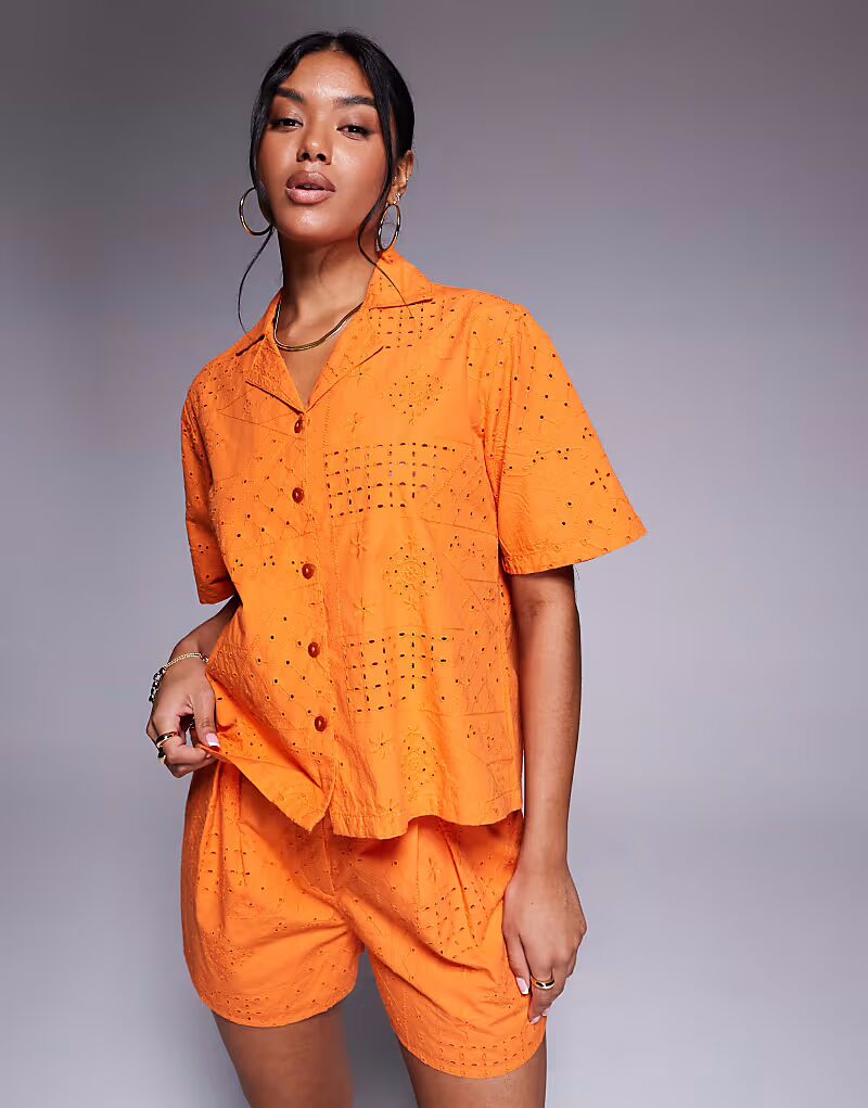 

Оранжевая блузка-рубашка с английской вышивкой River Island, однотонная