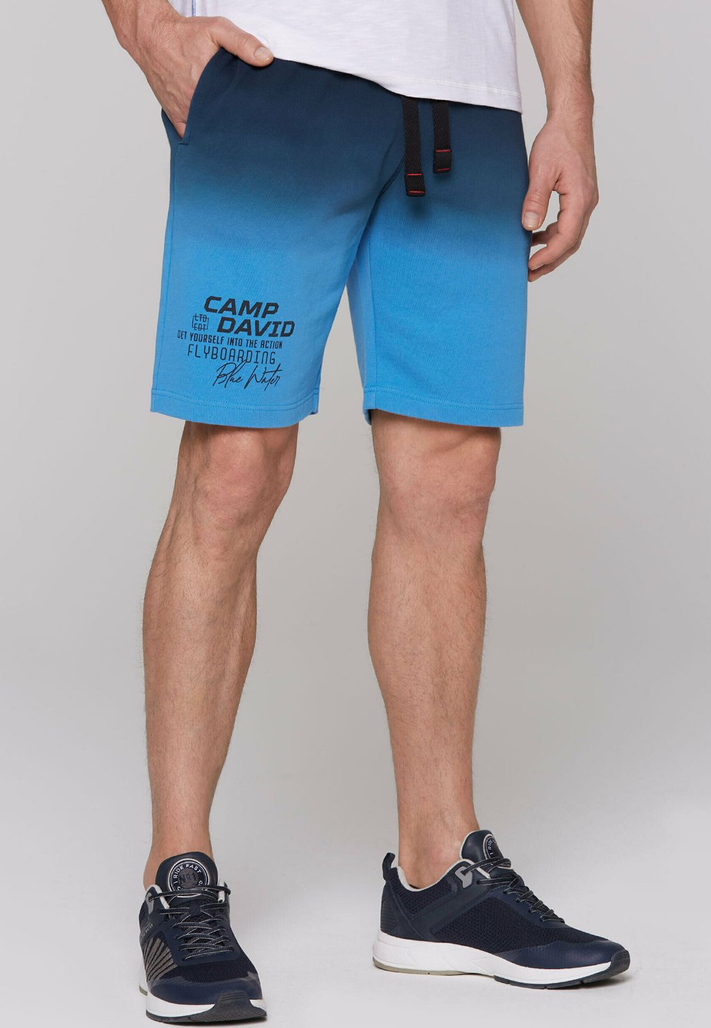 

Шорты DIP DYE - Tracksuit bottoms Camp David, темно-синий