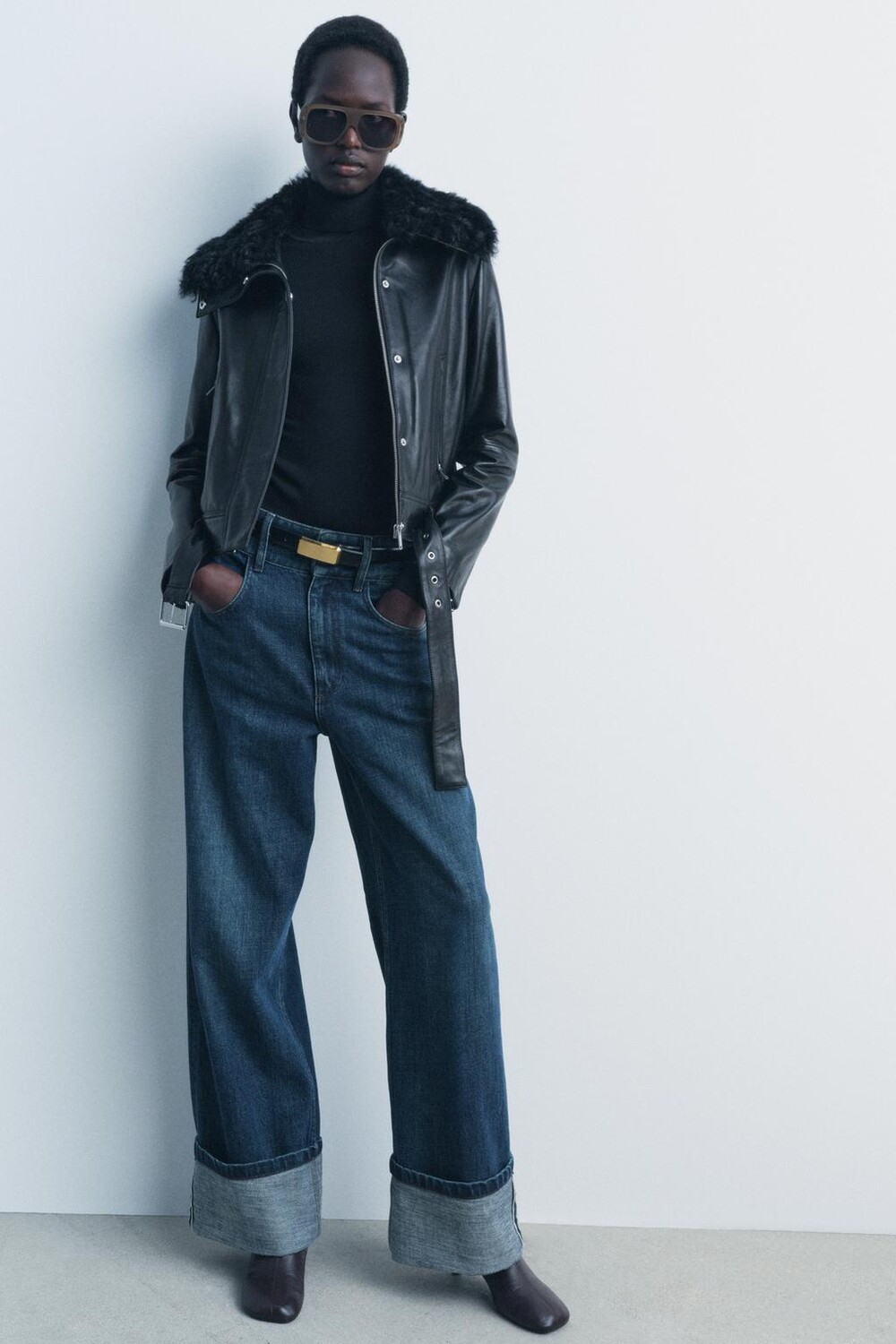 

Базовый свитер тонкой вязки ZARA, черный