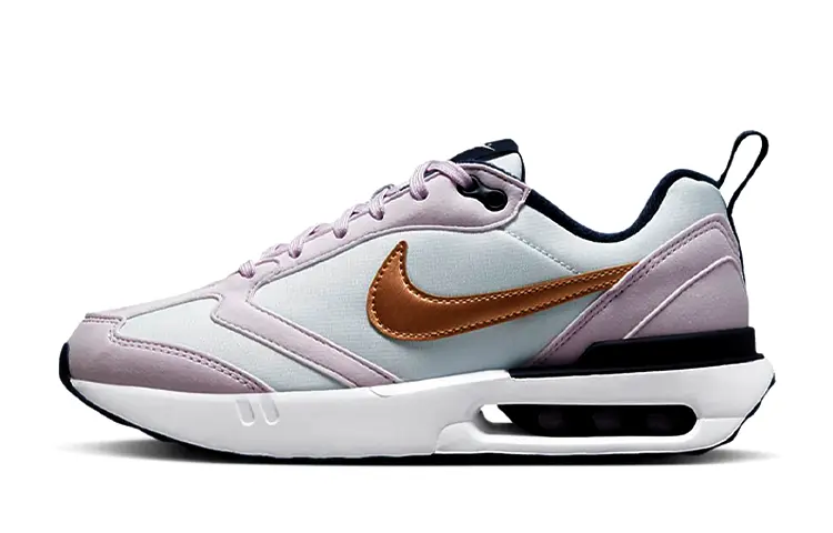 

Женская обувь Nike Air Max Dawn Lifestyle