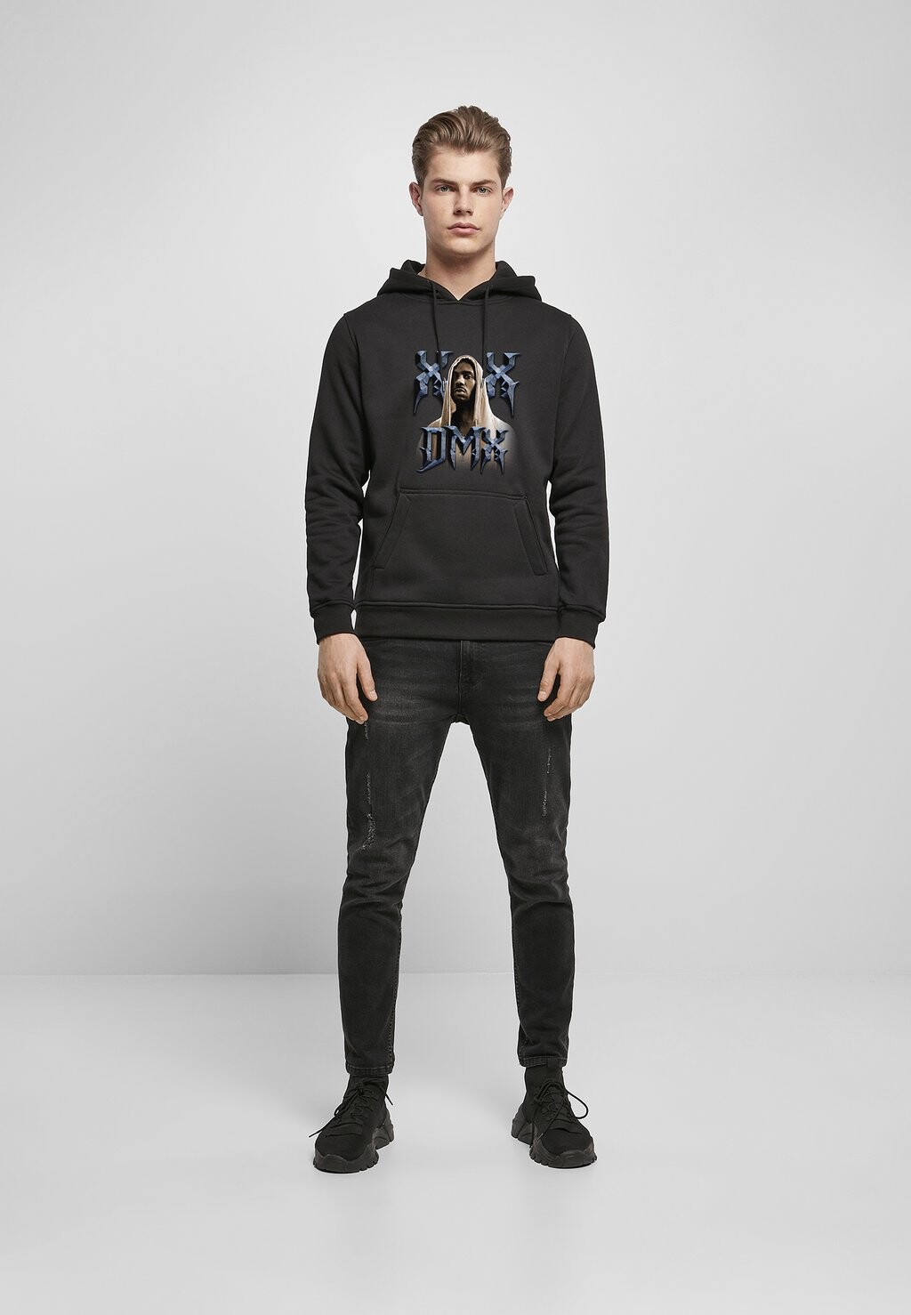 

Толстовка Mister Tee, черный
