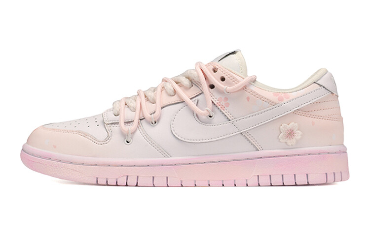 

Кроссовки Nike Dunk Skateboard Shoes Women's Low-Top Light Pink
