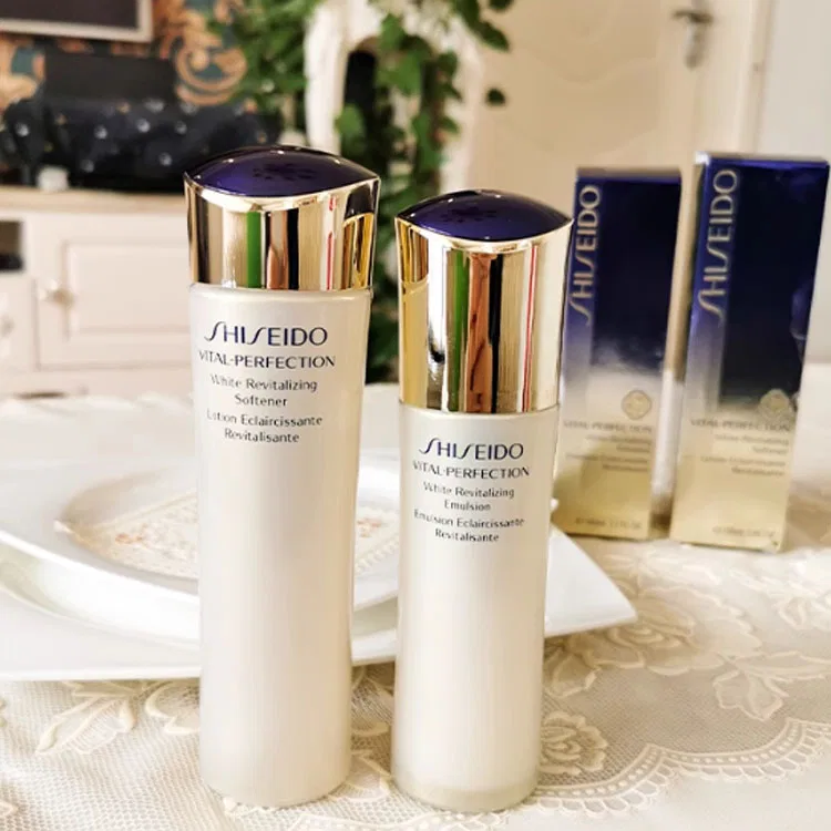 Лосьон Shiseido — Vital Perfection Brightening Emulsion, 100 г — фото 3