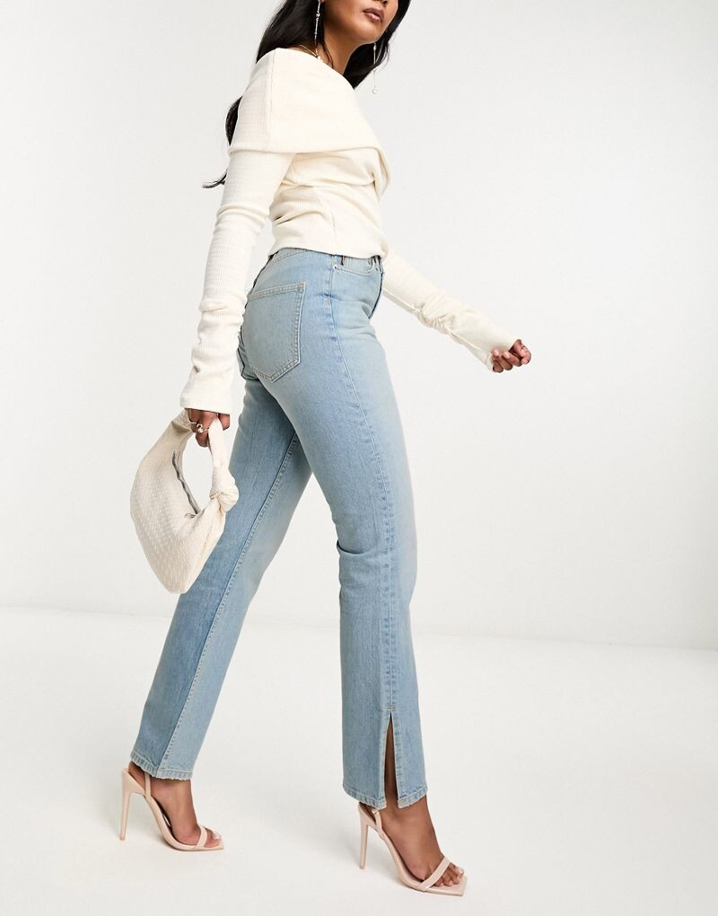 

Голубые прямые джинсы с разрезом в стиле 90-х ASOS DESIGN
