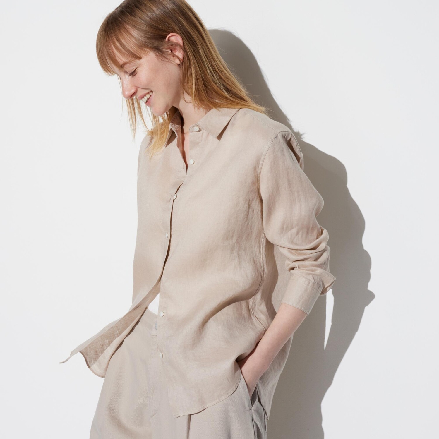 

Рубашка UNIQLO льняная премиум-класса с длинным рукавом, бежевый
