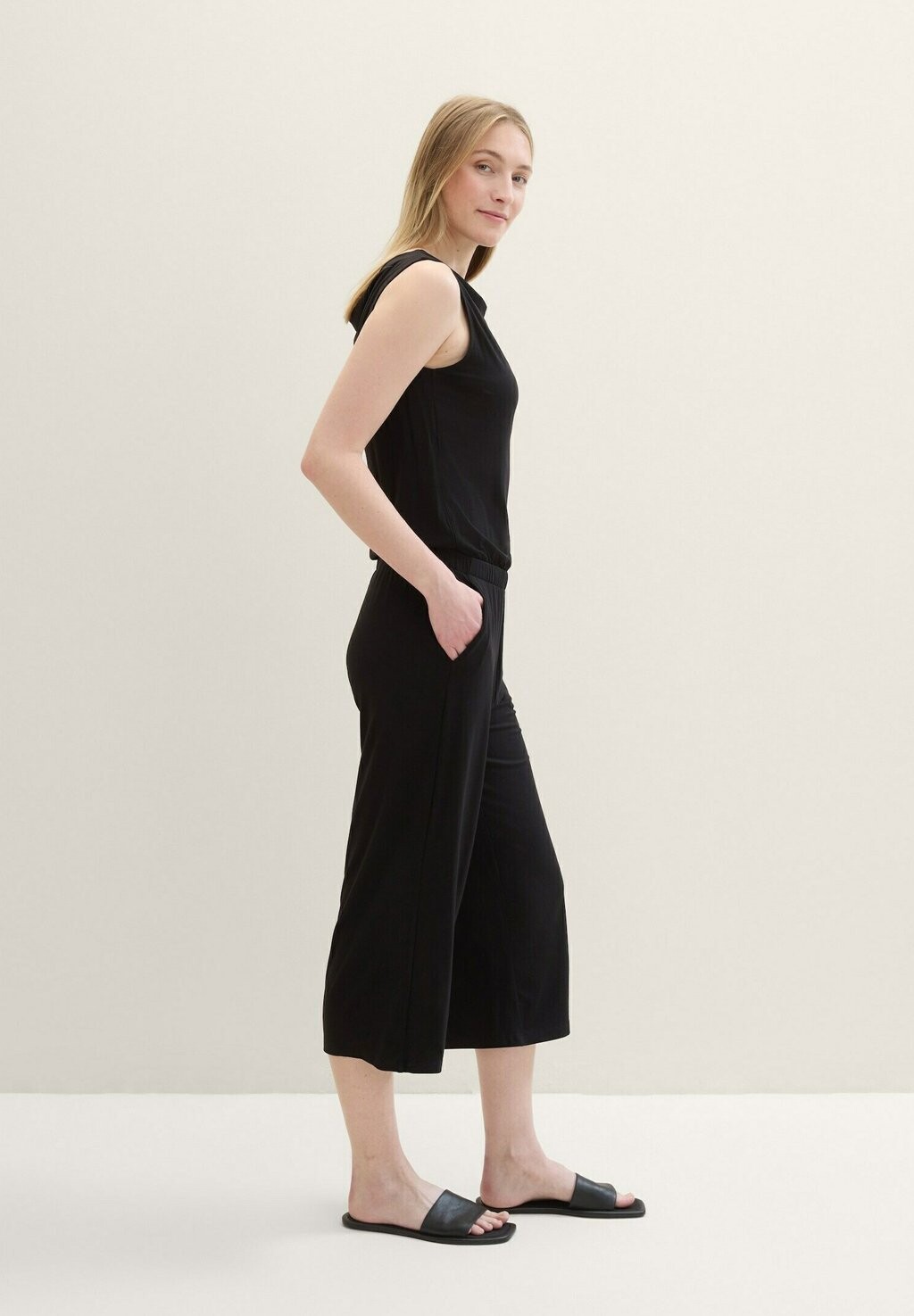 

Комбинезон OVERALLS TOM TAILOR, черный