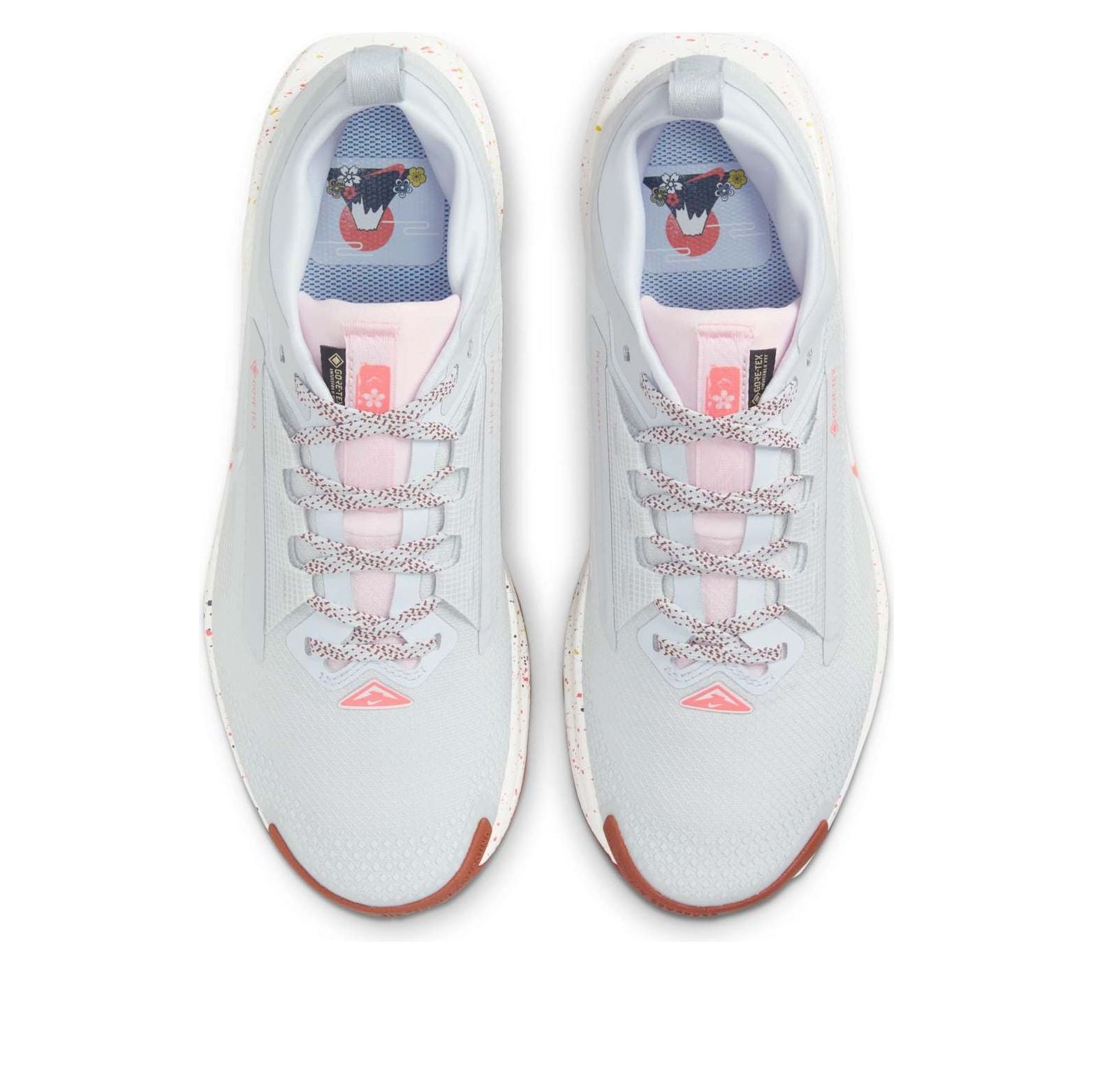 Кроссовки (WMNS) Nike Pegasus Trail 5 Gore-Tex 'Pure Platinum Football Grey' — фото 2