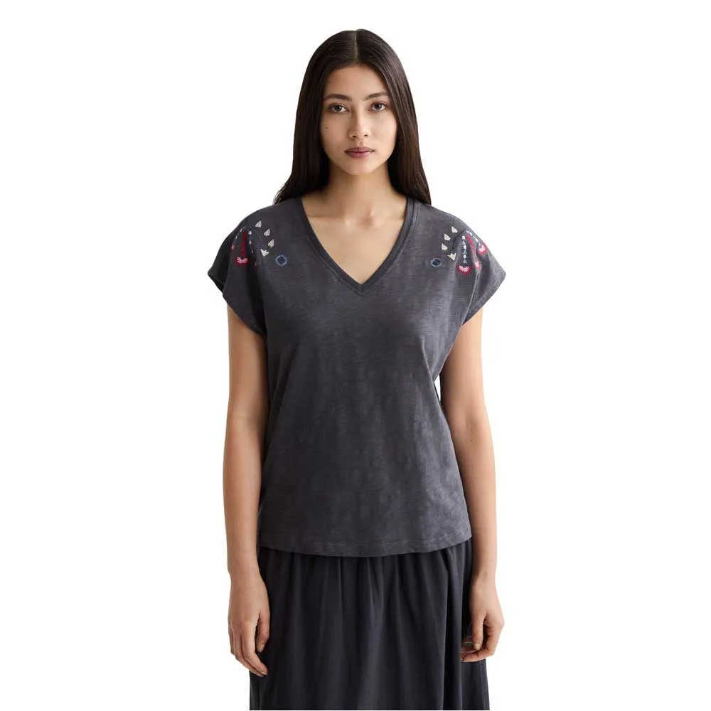 

Футболка Scotch & Soda Embroidered short sleeve v neck, серый