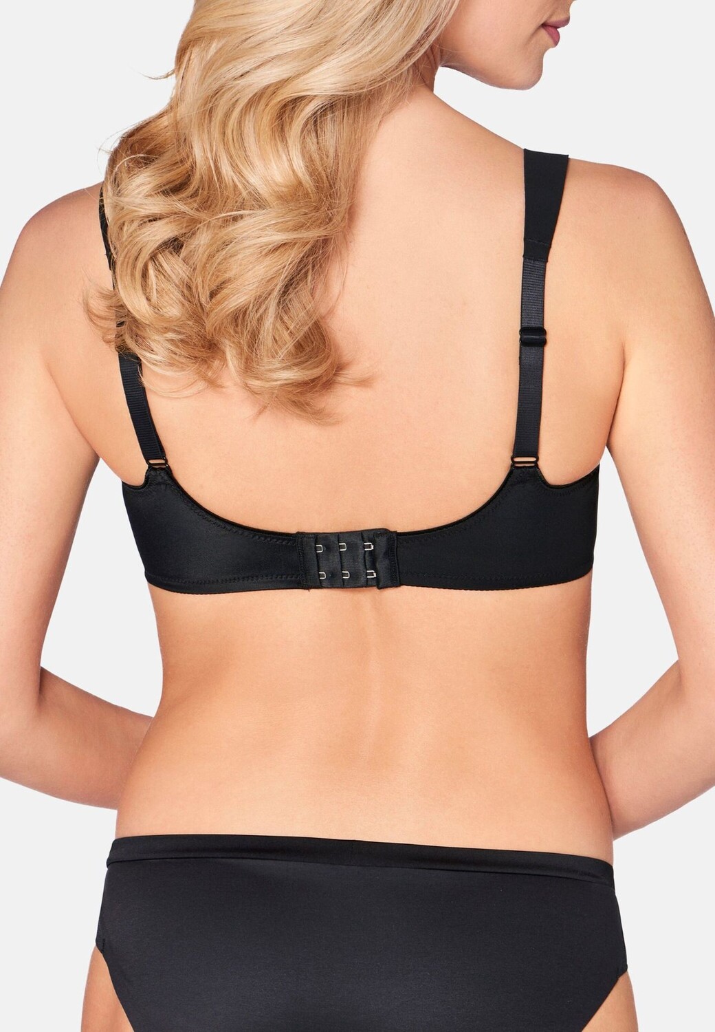 

Бюстгальтер-минимайзер Essential на косточках, с мягкими бретелями, для женщин Triumph, черный