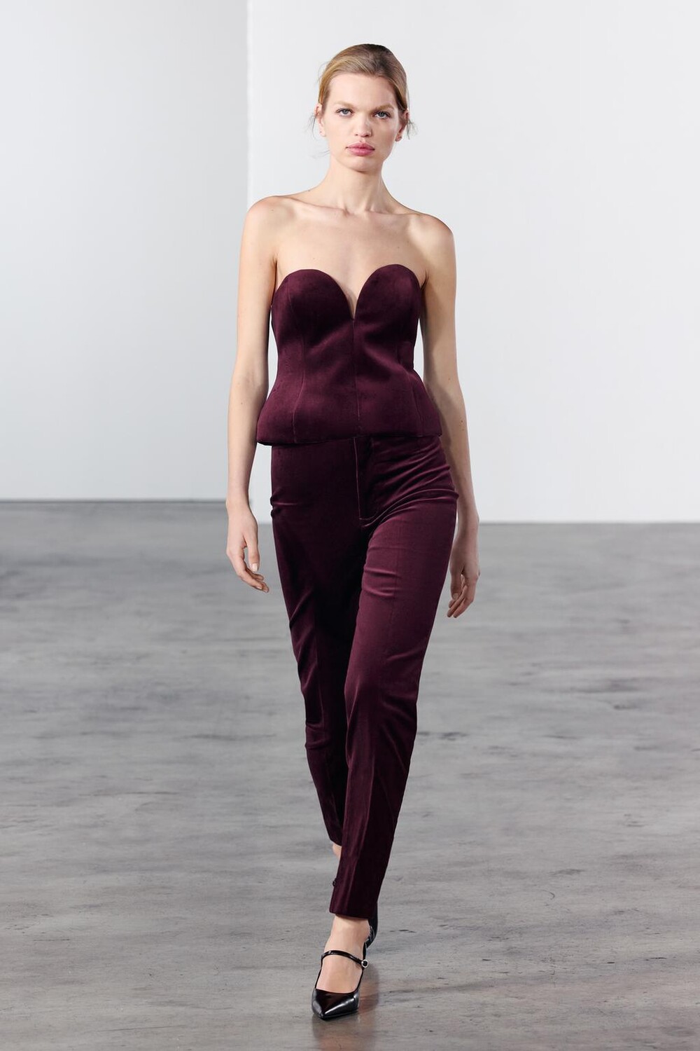 

Бархатные брюки ZARA, бордовый